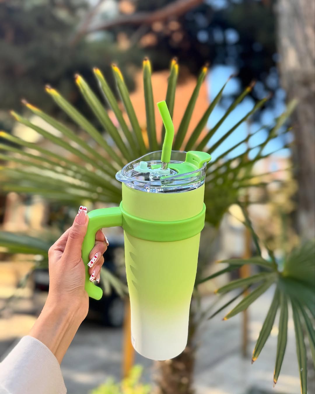 Insulated Stainless Steel Tumbler with Straw – 1.2L (40oz)
