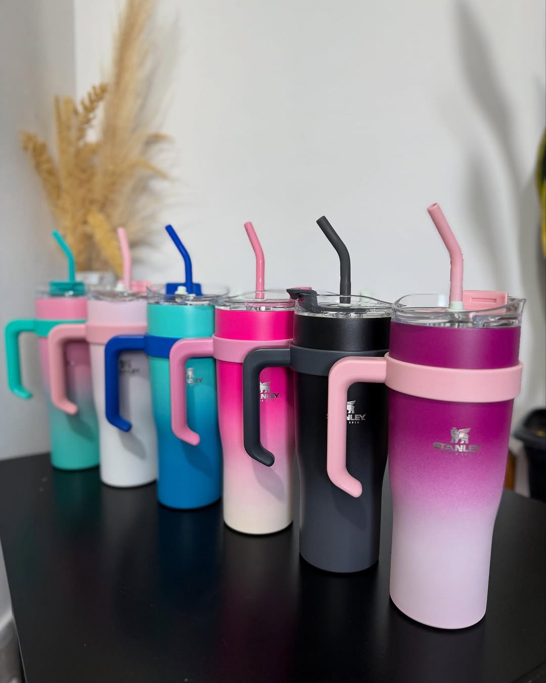 Insulated Stainless Steel Tumbler with Straw – 1.2L (40oz)
